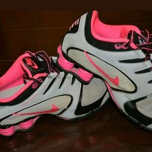 Nike shox pink